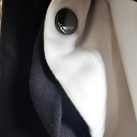 NWOT Burberry Madyrose Sweatshirt Style Sports Poncho - Picture 10 of 16